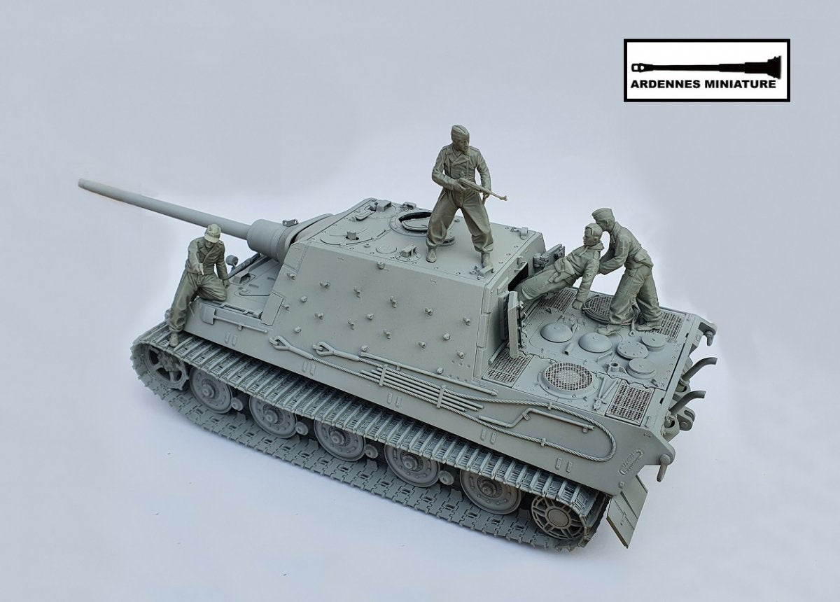 Ardennes Miniature 35003 LAST BATTLE OF BERLIN 1/35 – image 3