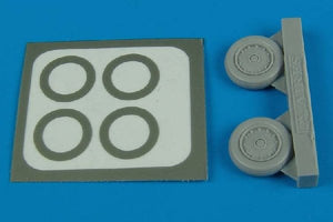 Aires 7243 F-8 Crusader wheels &amp;amp; paint masks 1/72 Other