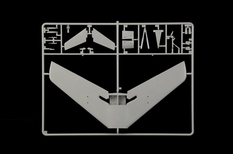 Italeri 2811 North American FJ-2/3 Fury 1/48 – image 6