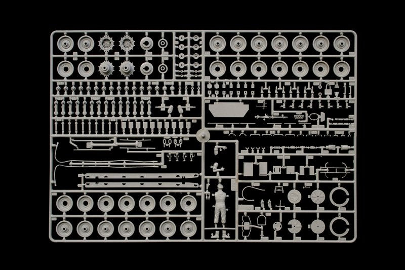 Italeri 6481 LEOPARD 1 A5 1/35 – image 9