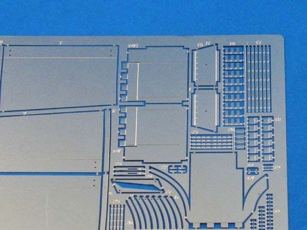 Aber 48036 Pz.Kpfw.VI, Ausf.B TIGER II fenders and side skirts Tamiya 1/48 – Bild 3