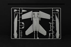Italeri 2823 F/A-18F US Navy Special Colors 1/48 – obrázek 10