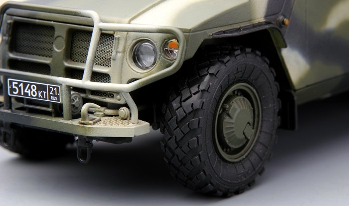 Meng VS-003 GAZ-233014 STS Tiger 1/35 – image 4