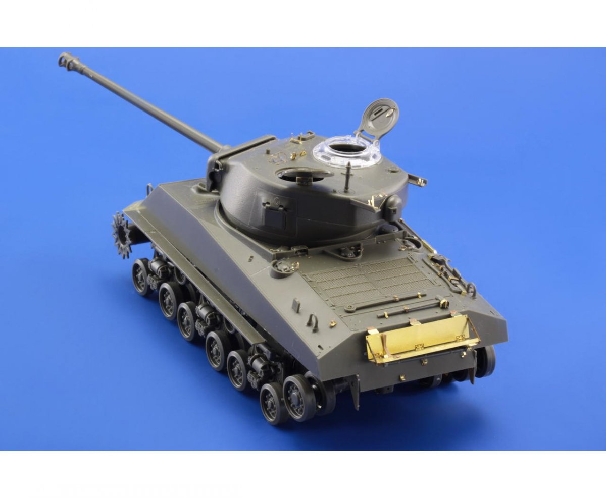 Eduard 36301 M4A3E8 Sherman TAMIYA 1/35 – Bild 3
