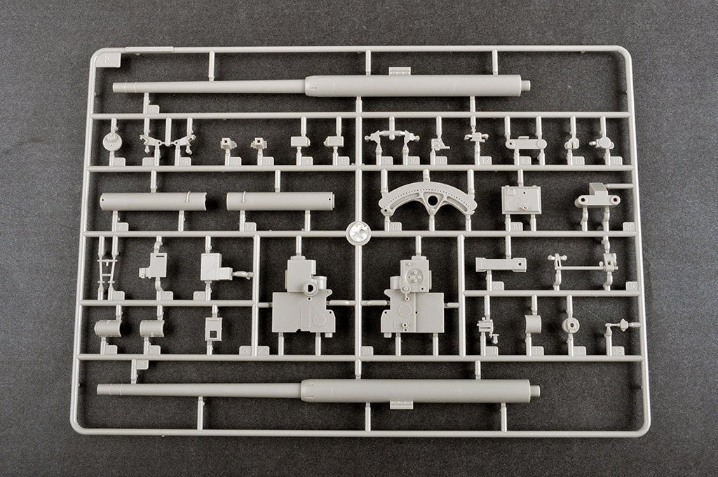 Trumpeter 09585 E-100 Flakpanzer avec Flak 40 de 12,8 cm au 1/35 – image 12