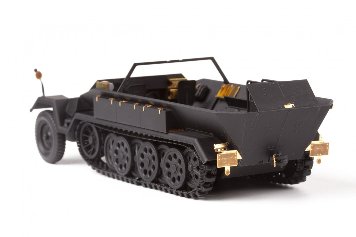 Eduard 36518 Sd. Kfz. 251/18 Ausf. A ICM 1/35 – image 6