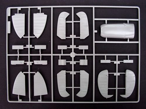 Trumpeter 02404 Spitfire Mk Vb Floatplane 1/24 – Bild 9
