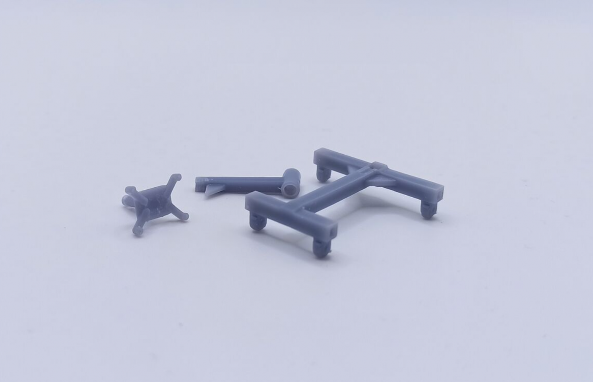 Yamamoto Model Parts YMPGAR6 Engine Stand 1/24 – obrázek 2