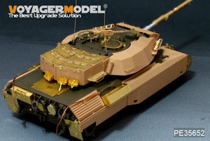 Voyager Model PE35652 Modern Canadian Leopard C2 MEXAS MBT For TAKOM 2003 1/35 – image 7