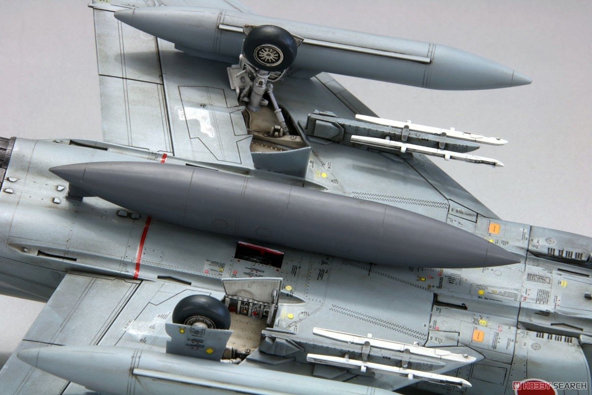 Fine Molds FP38 Japan Air Self-Defense Force F-4EJ Kai Fighter 1/72 – image 7