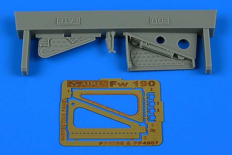 Aires 4807 Fw 190 inspection panel - late 1/48 EDUARD