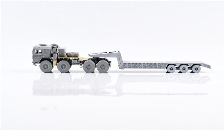 Modelcollect UA72125 German MAN KAT1M1014 8.8 HIGH-Mobility off-road truck with M870A1 semi-trailer (1/72) – image 4