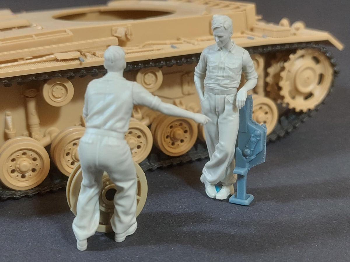 Panzer Art FI35-240 German tank mechanic at work set 1/35 – obrázek 2