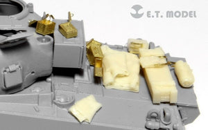 ET Model J72-011 WWII Allied Vehicles Accessory Set Type.2 – image 5