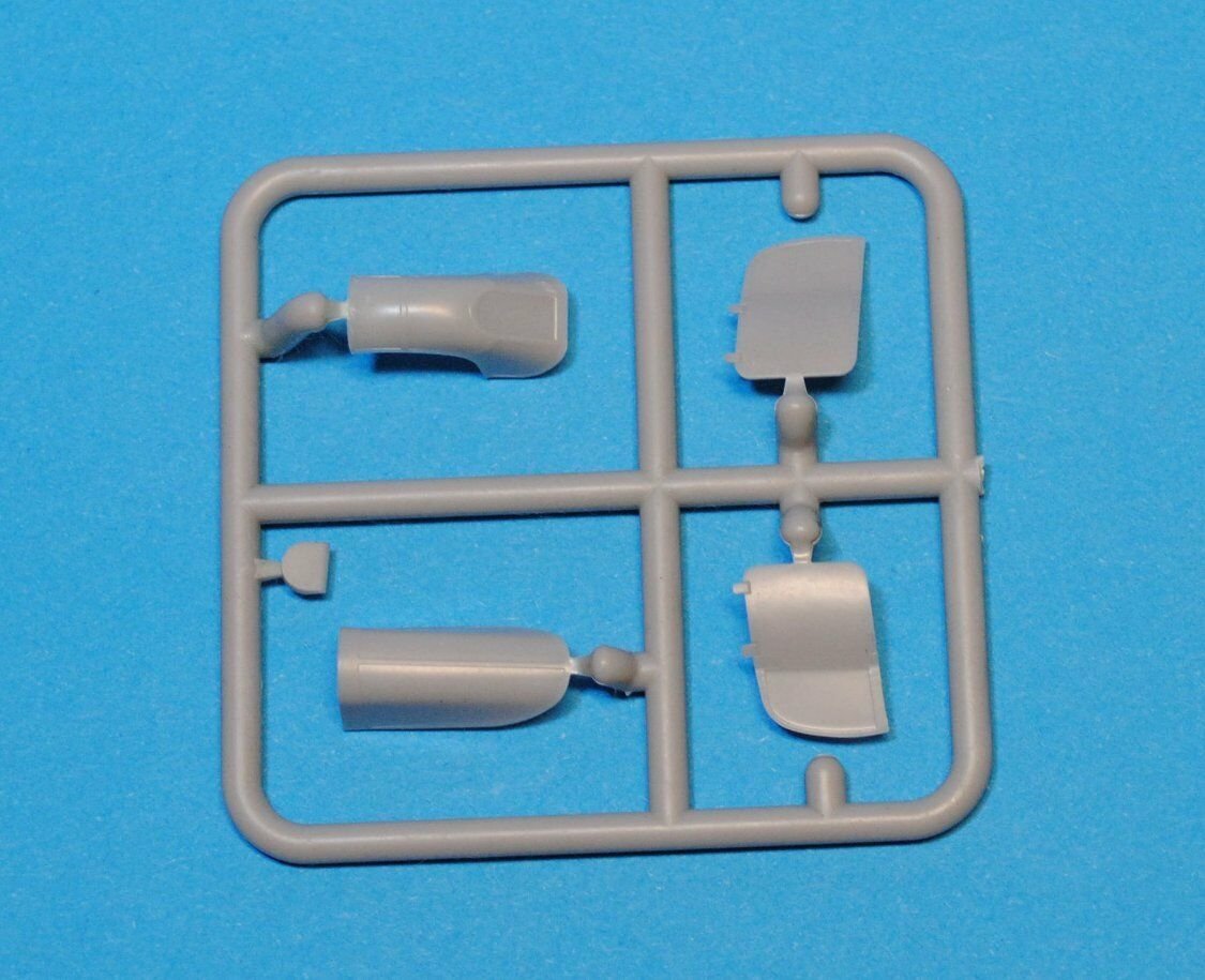 Dora Wings 72005 Bell P-63E-1-BE Kingcobra 1/72 – obrázek 10