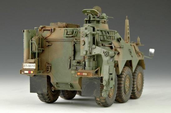 Trumpeter 00330 JGSDF NBC Detection Vehicle 1/35 – obrázek 2