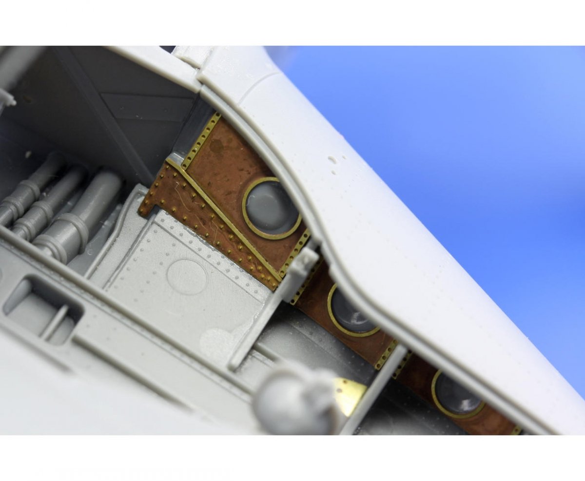 Eduard 32302 P-51D exterior Tamiya 1/32 – obrázek 12