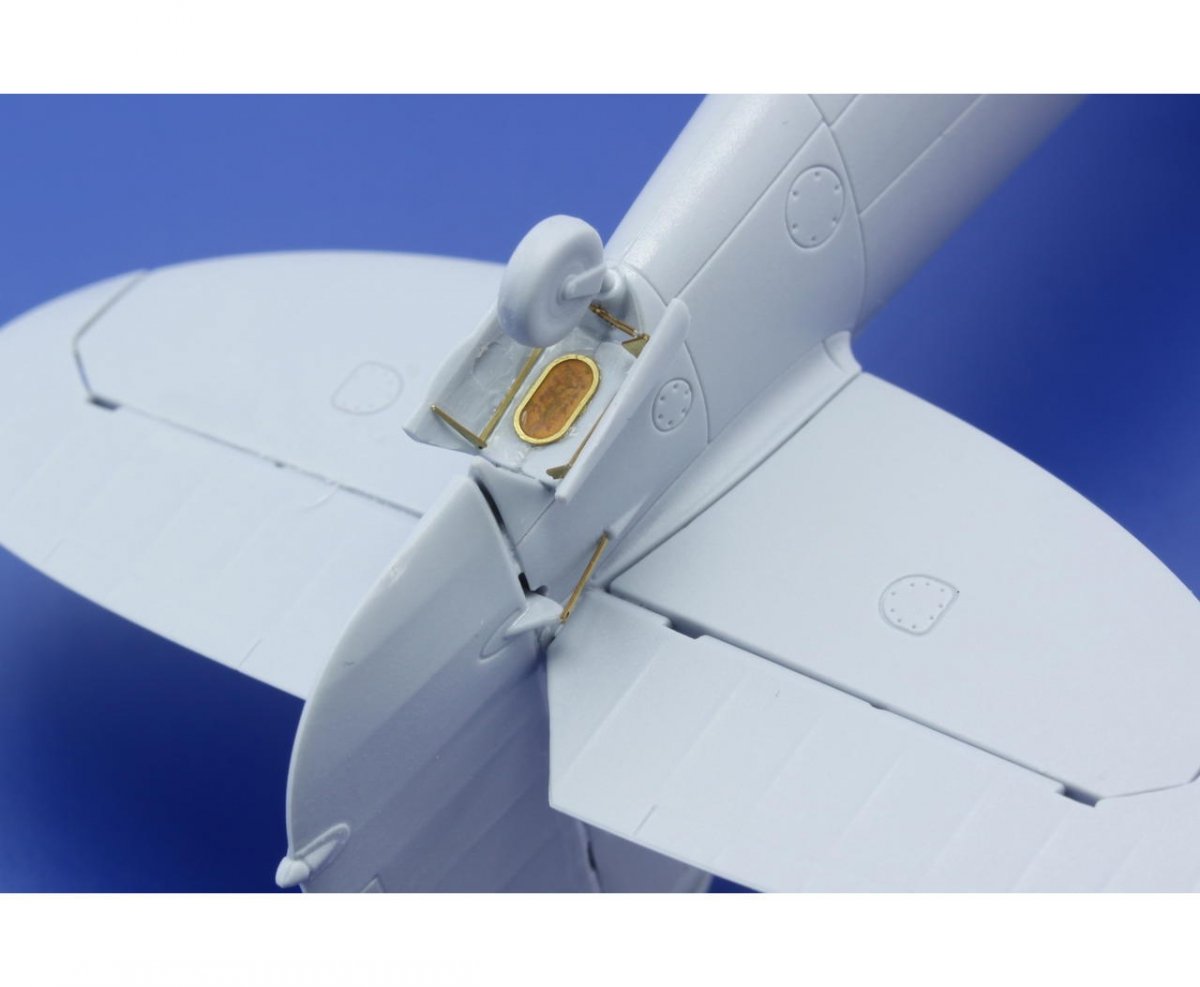Eduard 48770 Spitfire PR. XIX landing flaps 1/48 Airfix – image 2