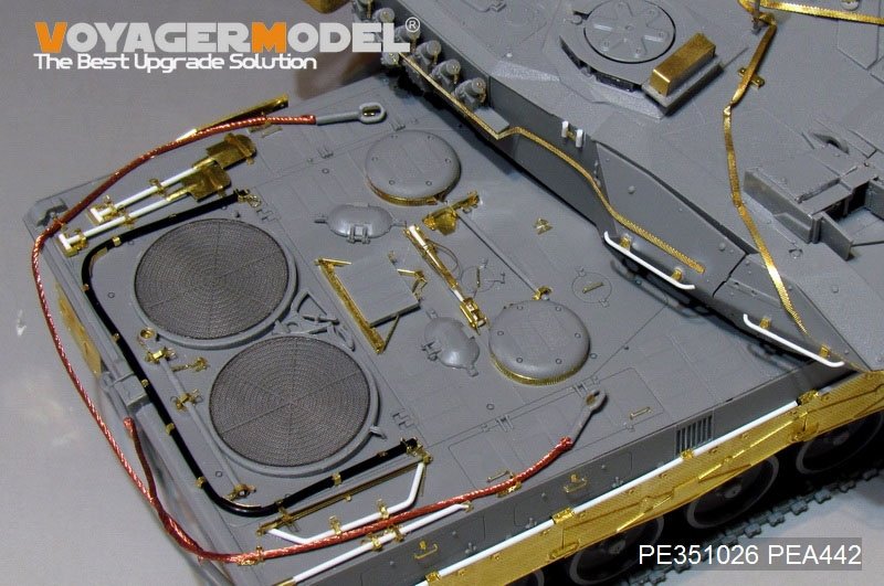 Voyager Model PE351026 Modern German Leopard 2A6 Basic For Border BT-002 1/35 – image 8