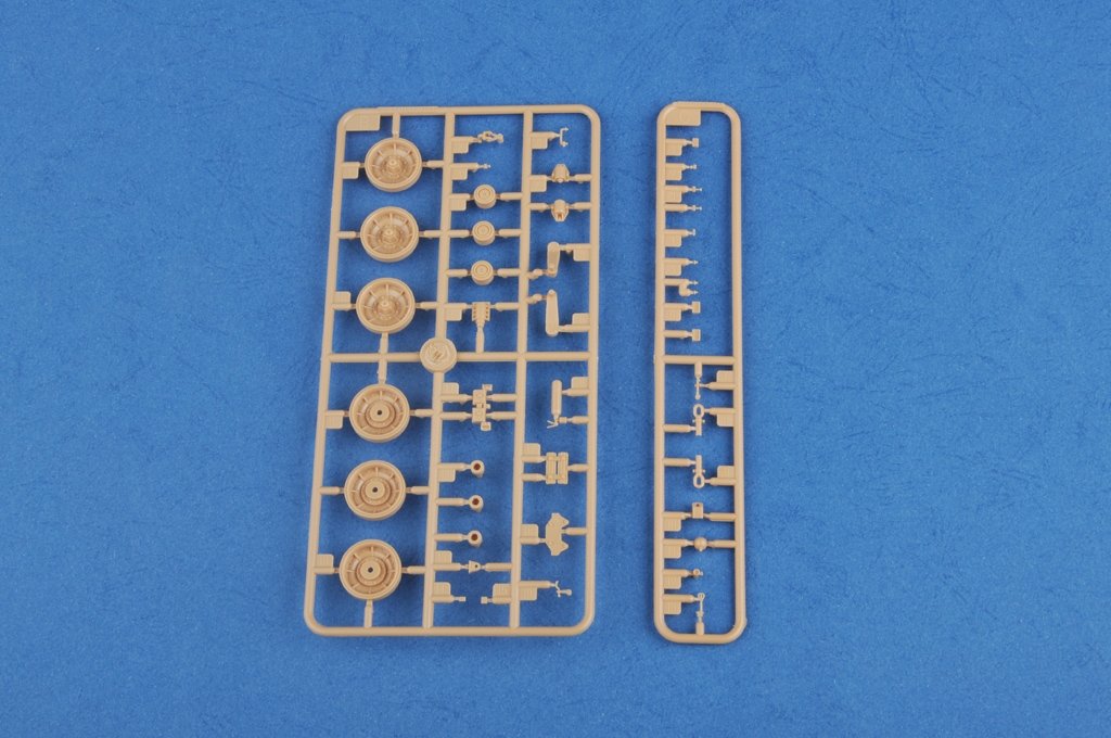 Hobby Boss 83834 French GCT 155mm AU-F1 SPH 1/35 – obrázek 8