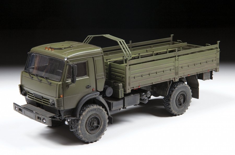 Zvezda 3692 KAMAZ K-4350 military truck 1/35 – Bild 3