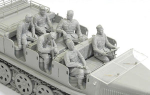 Dragon 6545 Sd.Kfz.7 8t Half-Track Early Production w/Crew 1/35 – image 2