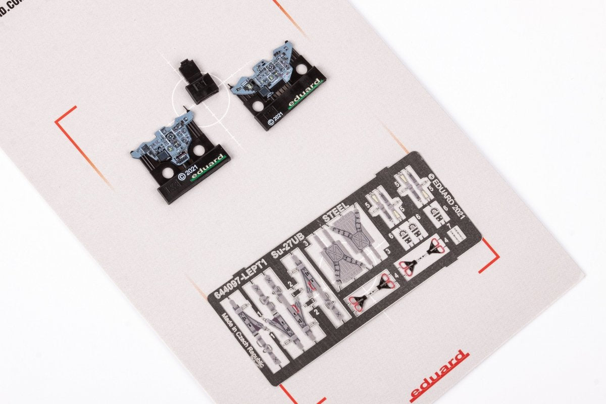 Eduard 644097 Su-27UB LööK GREAT WALL HOBBY 1/48 – Bild 3