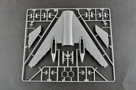 Trumpeter 01687 Tu-128M Fiddler 1/72 – Bild 5