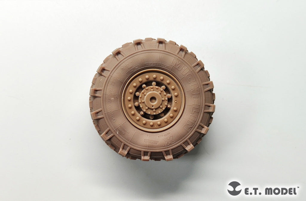 ET Model P35-167 Modern French AMX-10RCR Tank Destroyer Sagged wheels 1/35 – Bild 10