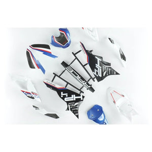 Meng Model MT-004S BMW HP4 Race Pre-colored 1/9 – image 12
