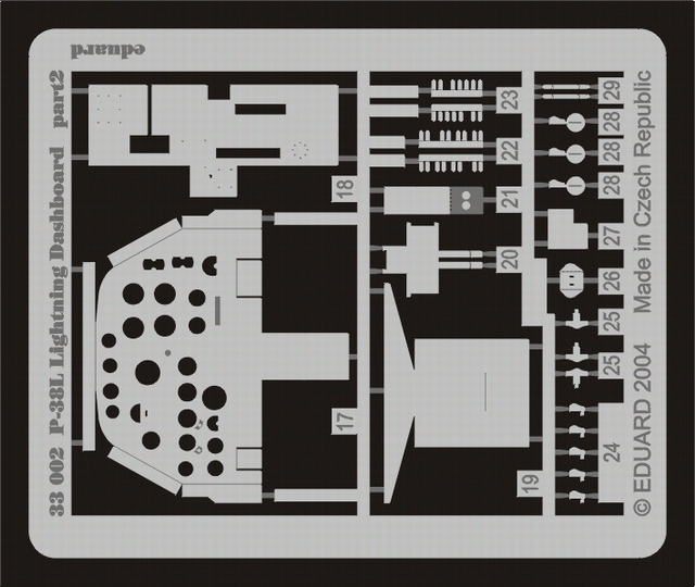 Eduard 33002 P-38L dashboard TRUMPETER 1/32 – image 2
