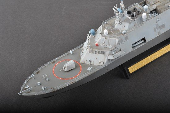 Trumpeter 04553 USS Fort Worth LCS-3 1/350 – image 7