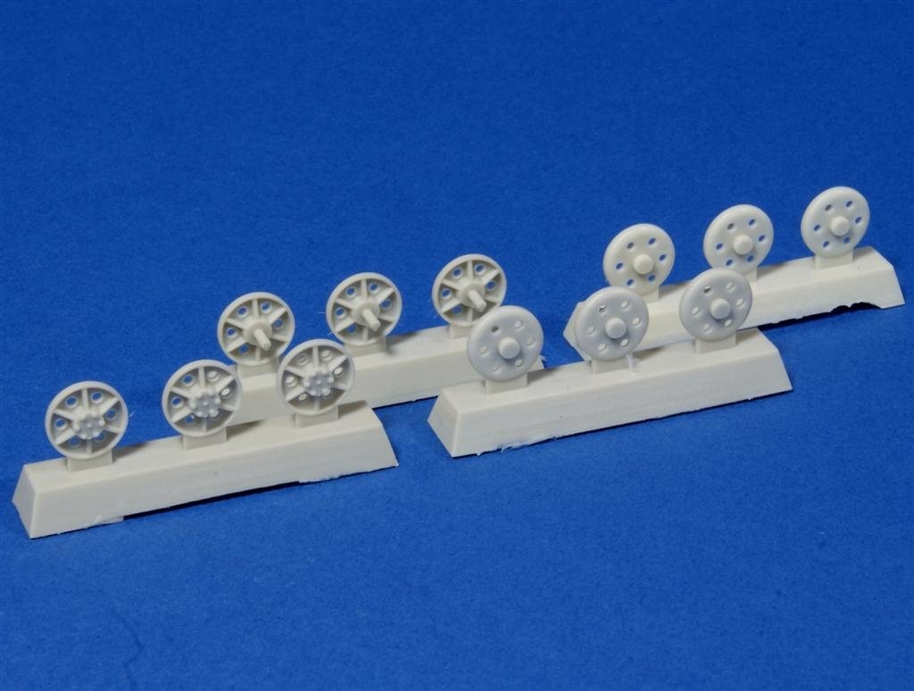 Panzer Art RE35-125 Steel return rollers for StuG III (Pattern A) 1/35 – image 2