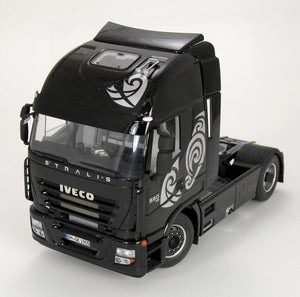 Italeri 3869 IVECO Stralis Active Space 1/24 – Bild 2