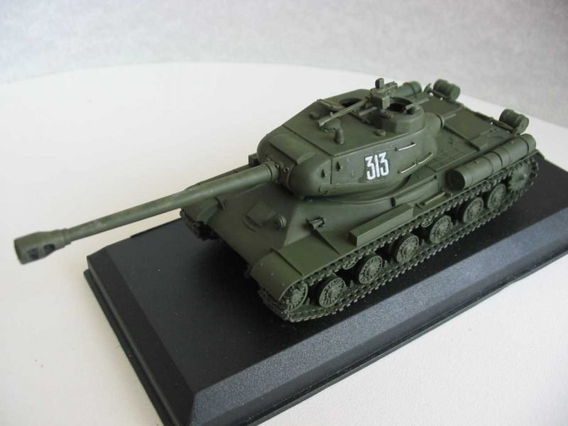 PST 72003 JS-2M Heavy Tank 1/72 – image 5