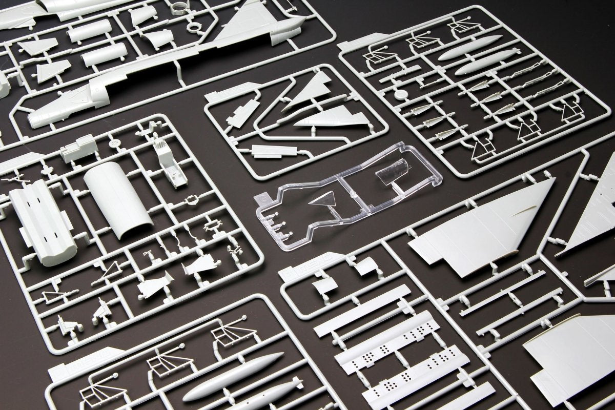 Meng Model DS-003 F-102A (CASE X) 1/72 – Bild 5