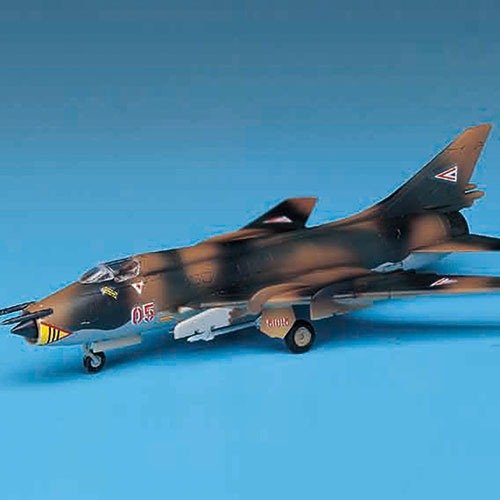 Academy 12612 SU-22 FITTER 1/144 – immagine 3