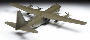 Zvezda 7324 American Military Transport Plane C-130J-30 1/72 – imagen 3