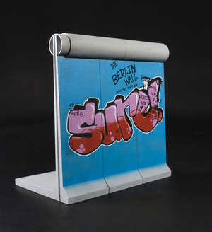 AFV Club 35317 Berlin Wall (3 Pieces) 1/35 – obrázek 4