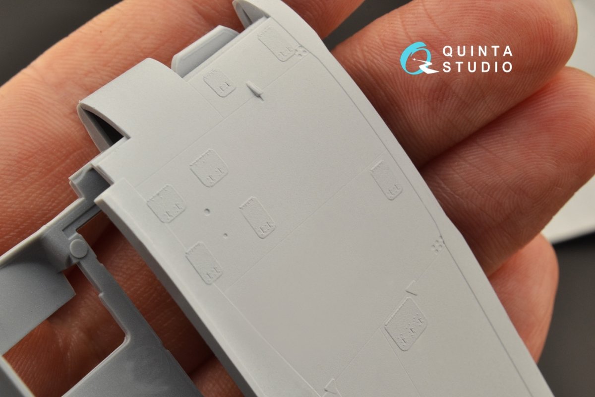 Quinta Studio QP48005 IL-2 (single seater) lights, hatches and panels (Zvezda) 1/48 – Bild 5