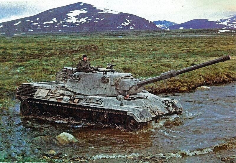 Revell 63240 Leopard 1 - model set 1/35 – image 3