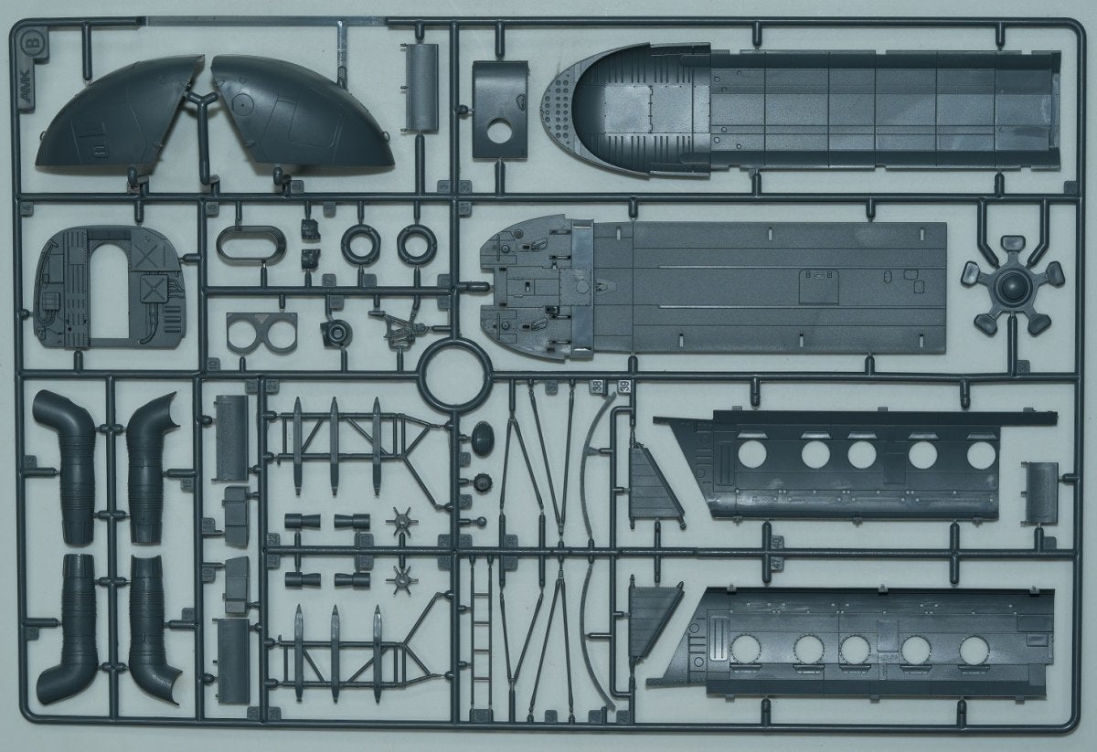 AMK 88010 Mi-17 Hip Early 1/48 – obrázek 4