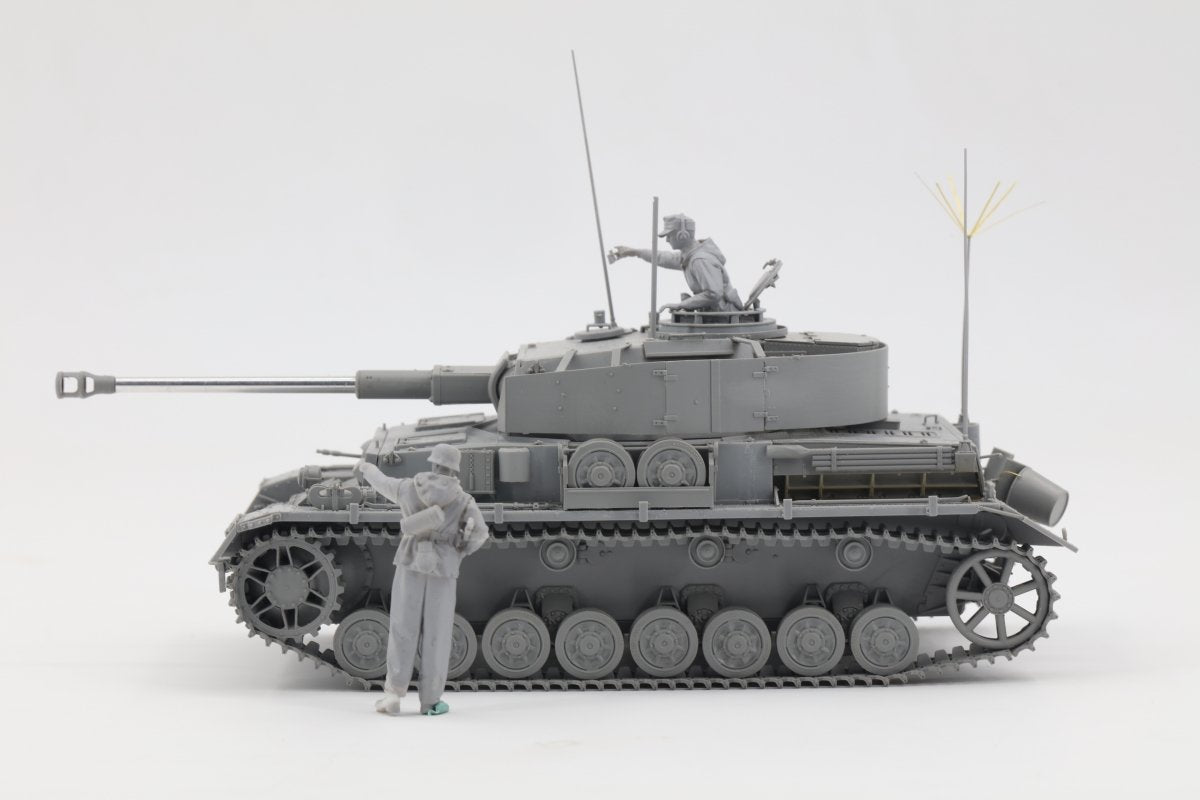 Border Model BT-006 Pz.Beob.According to IV Ausf. J w/Commander&amp;amp;Infantry 1/35 – Bild 2