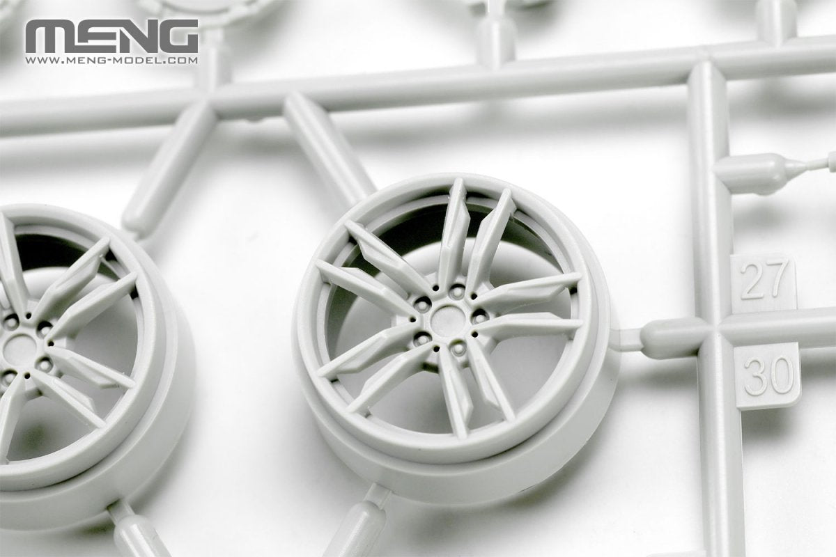 Meng Model CS-005 BMW Z4 M40i 1/24 – image 9