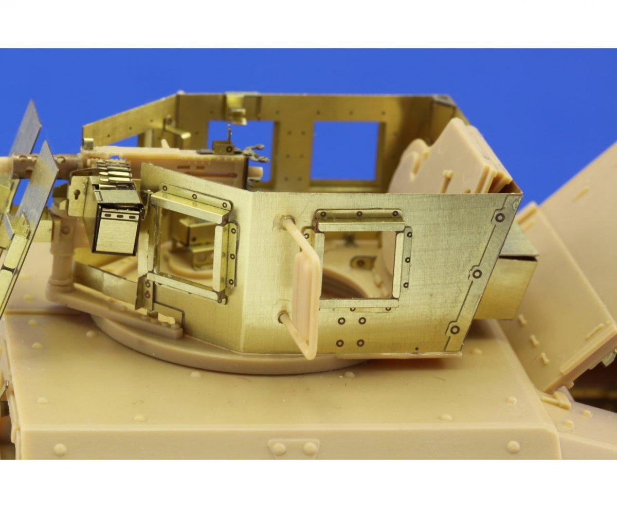 Eduard 36212 M-1151 EAC OGPK overhead cover 1/35 Academy – image 2