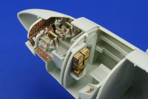 Eduard SS284 Fw 200C Condor interior 1/72 REVELL – obrázek 3