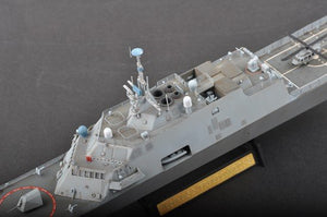 Trumpeter 04553 USS Fort Worth LCS-3 1/350 – image 8