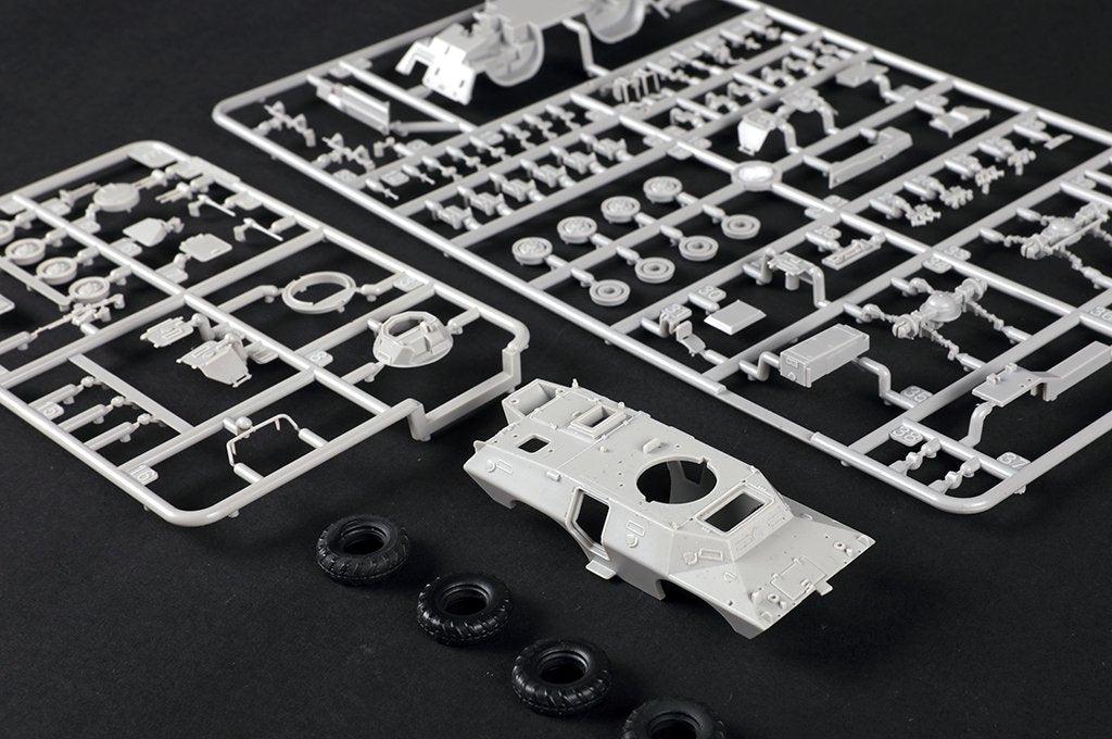 Trumpeter 07439 M706 Commando Armored Car in Vietnam 1/72 – immagine 8