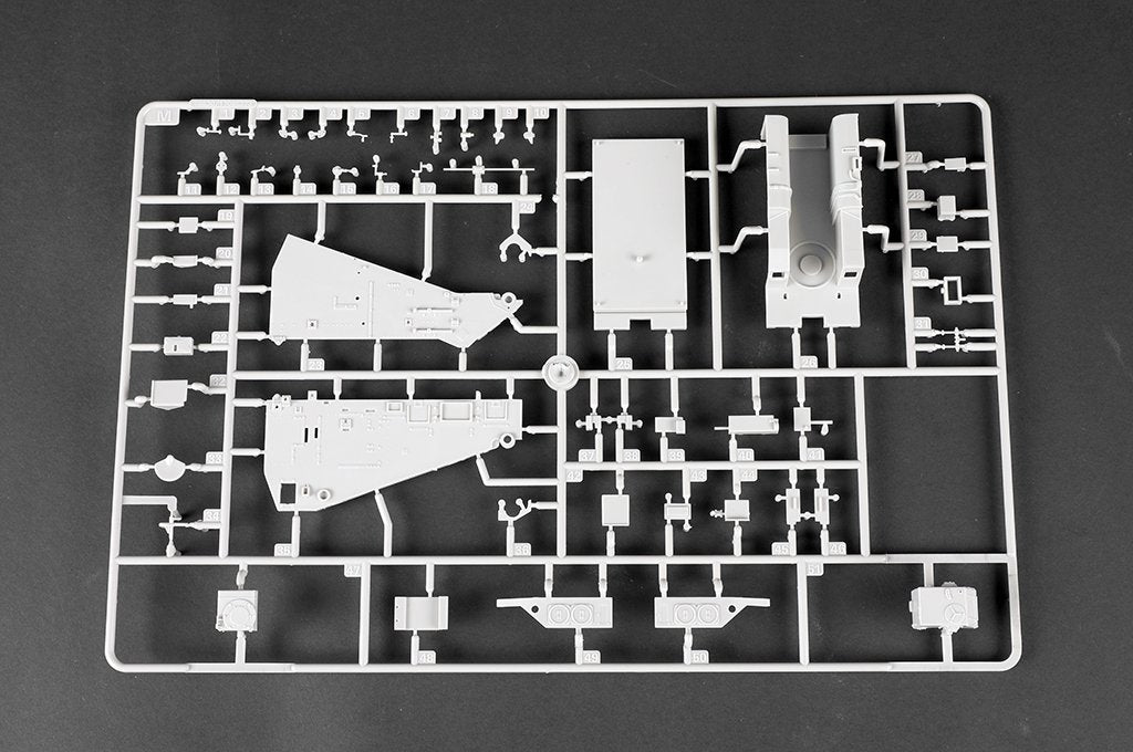 Trumpeter 09586 E-100 Flakpanzer w/Flakrakete Rheintocher I 1/35 – Bild 12