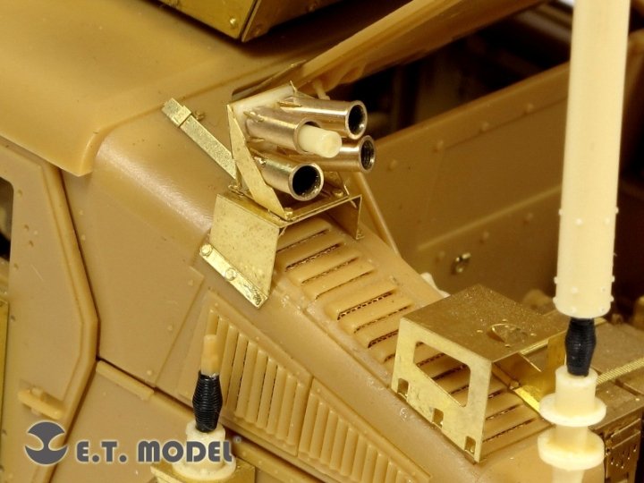 ET Model E35-077 US ARMY M1114 HUMVEE Smoke Discharger (For BRONCO Kit) (1/35) – obrázek 4